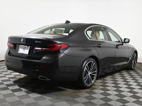 Certified 2023 BMW 530i xDrive w/ Premium Package image 7