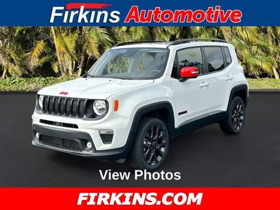 Used 2023 Jeep Renegade Latitude w/ Sun/Sound Group