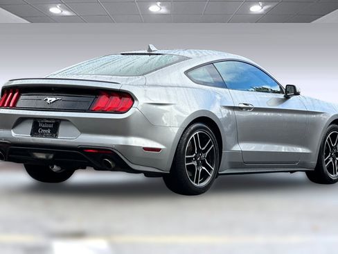 Used 2020 Ford Mustang Premium image 8