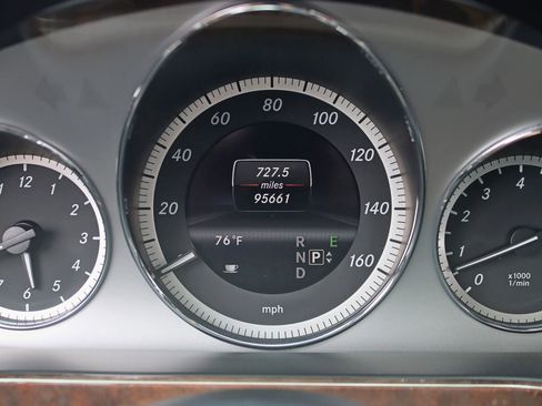 Used 2013 Mercedes-Benz E 350 4MATIC Sedan image 19