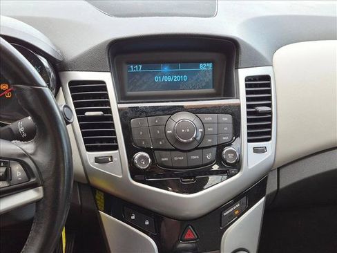 Used 2012 Chevrolet Cruze LT w/ All-Star Edition FWD image 9