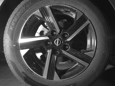 Used 2025 Nissan Sentra SV image 15