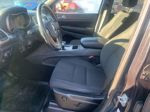 Used 2015 Jeep Grand Cherokee Laredo w/ Quick Order Package 23E image 16