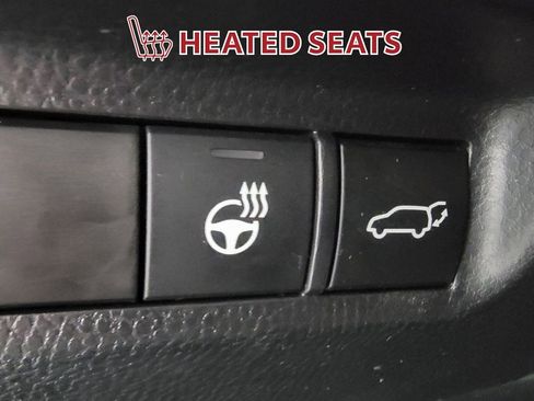 Used 2021 Toyota RAV4 XLE Premium image 26