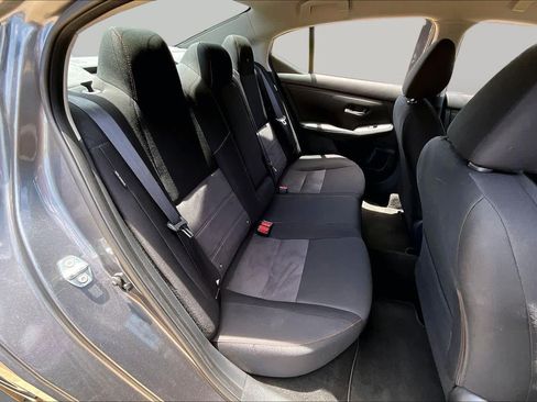 Certified 2025 Nissan Sentra SR FWD image 18