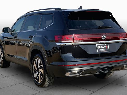Used 2026 Volkswagen Atlas SE FWD image 12