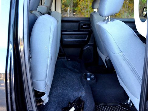 Used 2015 RAM 1500 Express w/ Black Ram 1500 Express Group image 13