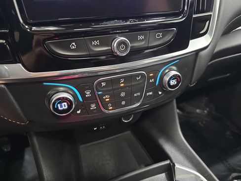 Used 2020 Chevrolet Traverse RS w/ LPO, Floor Liner Package AWD/4WD image 24