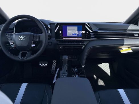 New 2026 Toyota Camry SE image 13