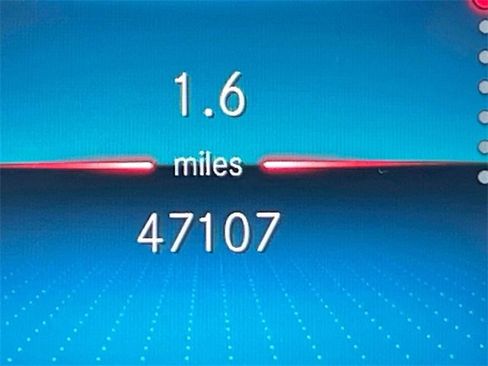 Used 2022 Mercedes-Benz GLA 250 4MATIC image 27