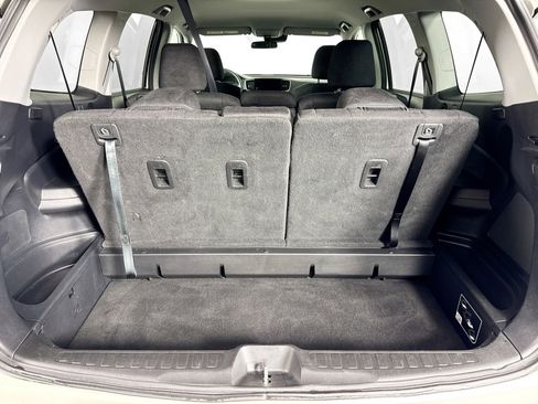 Used 2019 Honda Pilot EX image 38