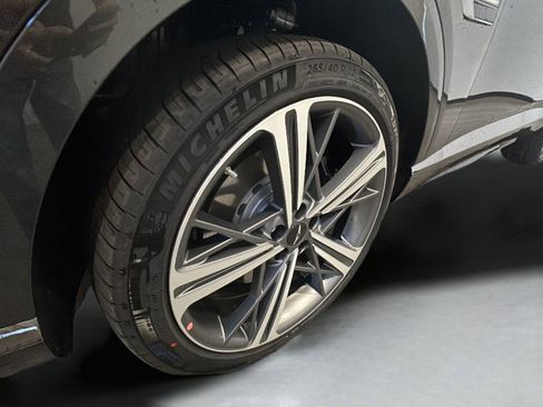 New 2026 Genesis GV80 3.5T e-SC image 4