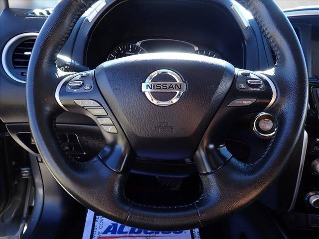 Used 2019 Nissan Pathfinder SV AWD/4WD image 14