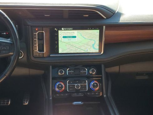 Used 2023 GMC Yukon Denali Ultimate image 30