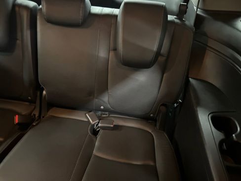 Used 2024 Honda Odyssey EX-L image 19