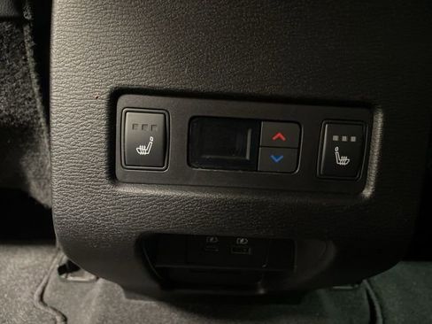 Used 2023 Mitsubishi Outlander SEL Black Edition image 35