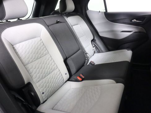 Used 2021 Chevrolet Equinox LT FWD image 33