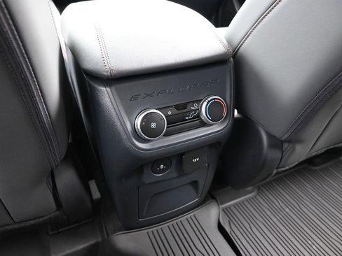 New 2026 Ford Explorer Active w/ Active Comfort Package image 29