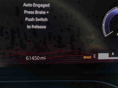 Used 2023 Jeep Grand Cherokee Altitude image 11