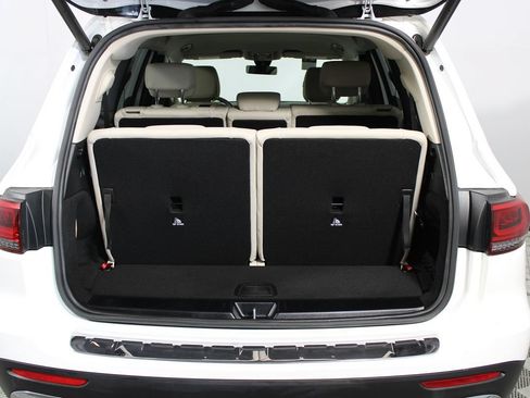 Used 2023 Mercedes-Benz GLB 250 image 25