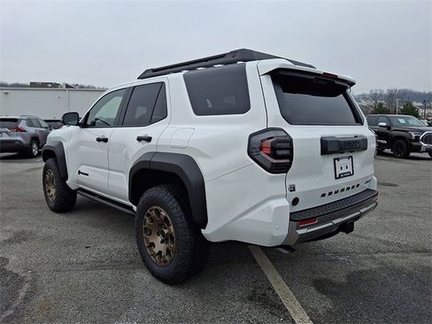 New 2026 Toyota 4Runner Trailhunter image 3