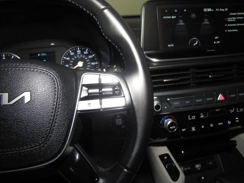 Used 2022 Kia Telluride S AWD/4WD image 6