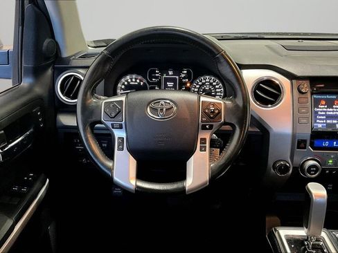 Used 2018 Toyota Tundra SR5 image 9