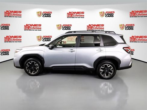 Certified 2025 Subaru Forester Premium image 14