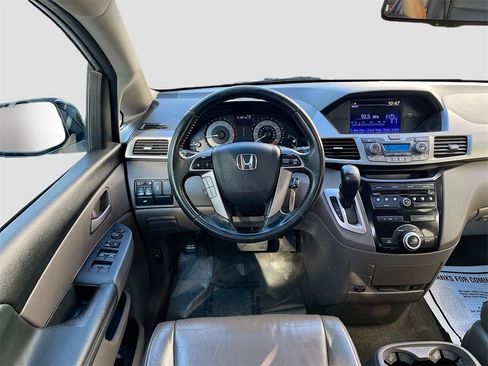 Used 2011 Honda Odyssey EX-L image 23