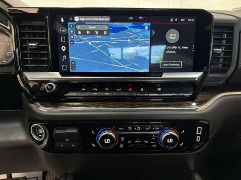 Used 2023 GMC Sierra 1500 Elevation w/ Preferred Package AWD/4WD image 18