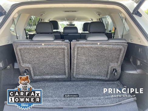 Certified 2024 Volkswagen Tiguan Wolfsburg Edition w/ MDO Package, Three-Row image 32