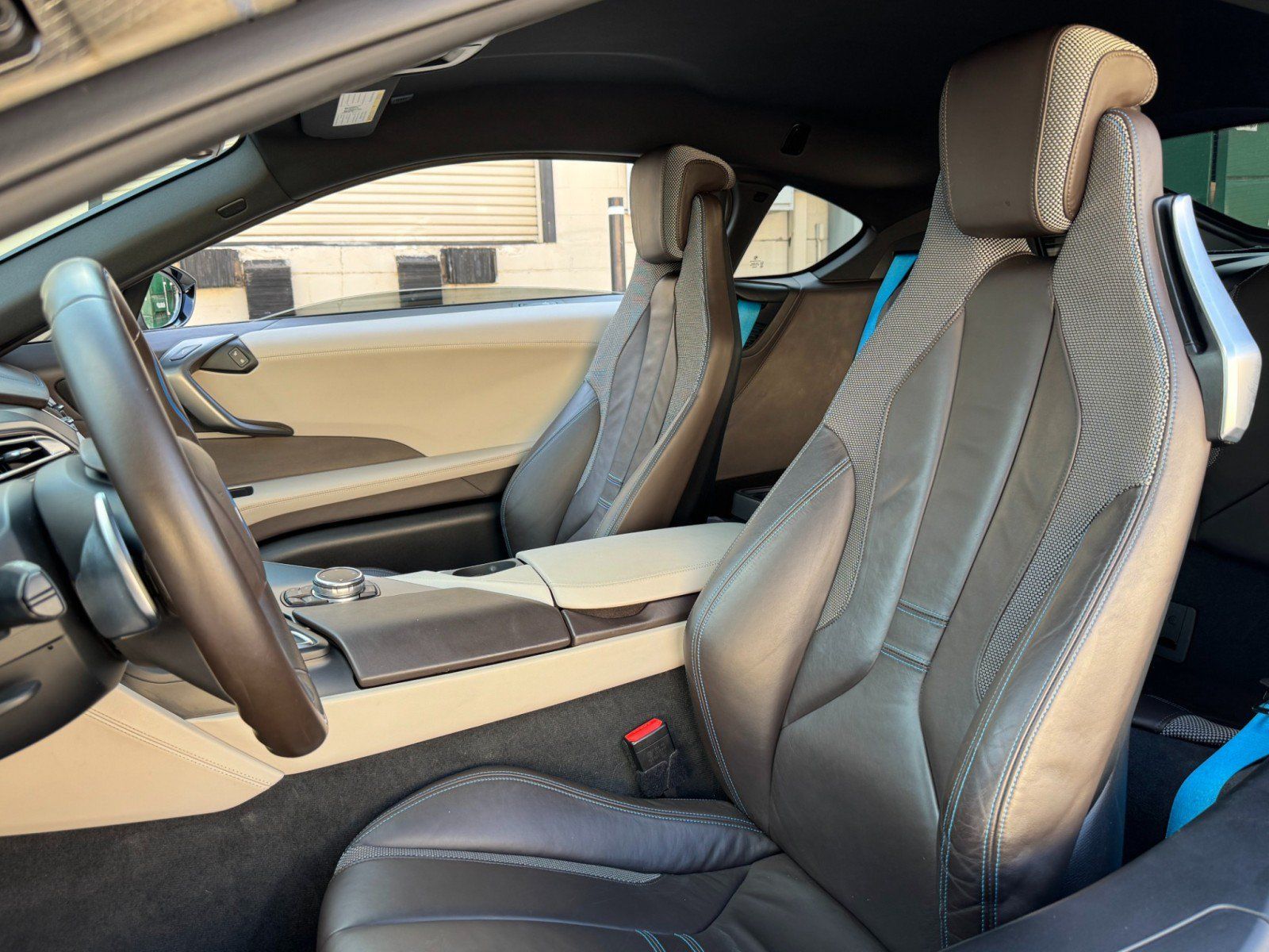Used 2015 BMW i8 AWD/4WD image 35