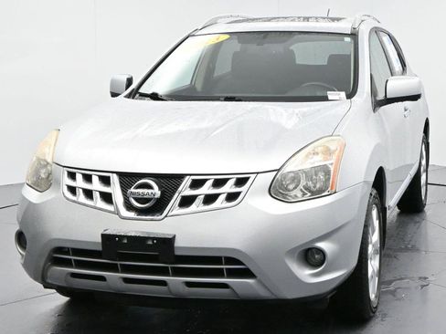 Used 2013 Nissan Rogue SL AWD/4WD image 3