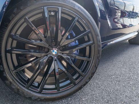 Used 2022 BMW X6 M50i w/ Executive Package image 3