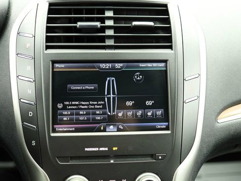 Used 2015 Lincoln MKC AWD w/ Equipment Group 102A Reserve image 23