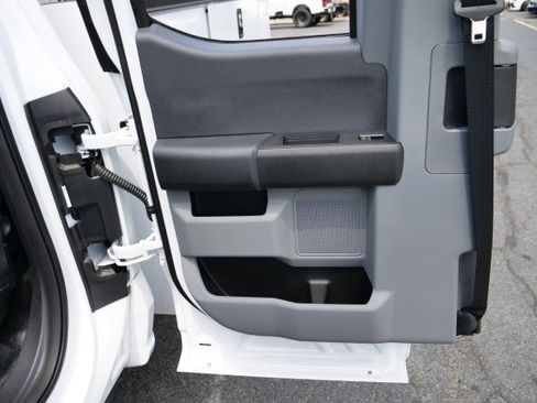 Used 2025 Ford F250 XL RWD image 24