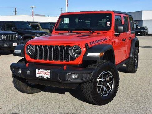 Used 2026 Jeep Wrangler Unlimited Rubicon AWD/4WD image 12