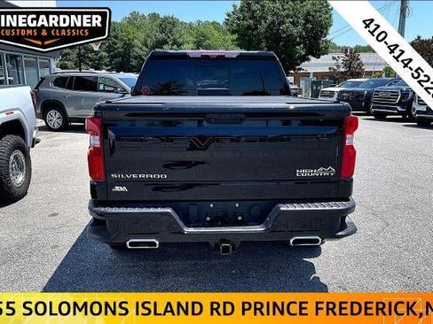 Used 2023 Chevrolet Silverado 1500 High Country w/ High Country Premium Package AWD/4WD image 4