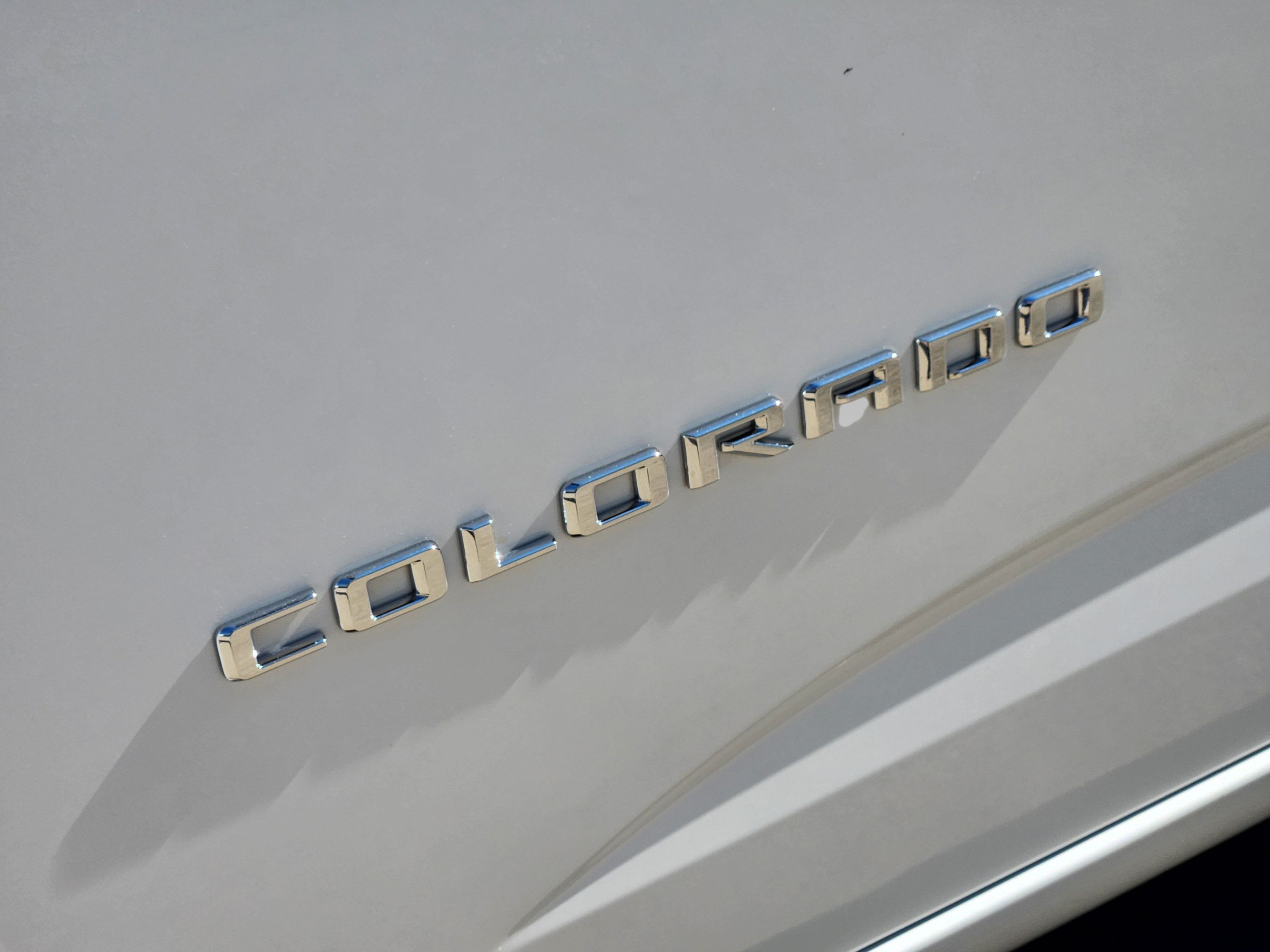 Used 2022 Chevrolet Colorado W/T w/ Custom Special Edition RWD image 31