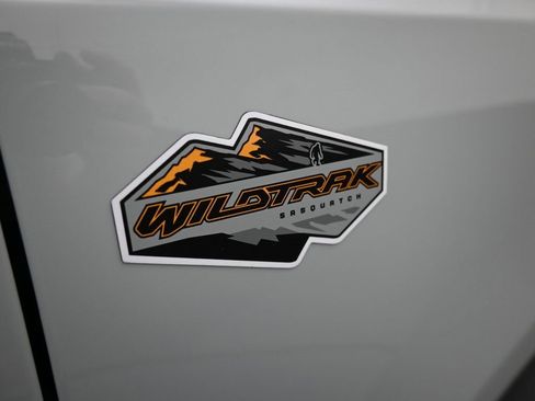 Certified 2023 Ford Bronco Wildtrak image 10