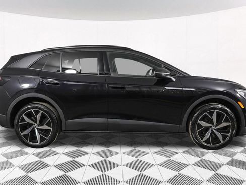 Used 2023 Volkswagen ID.4 Pro S image 17
