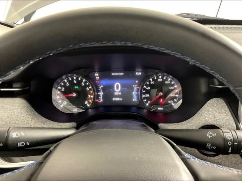 Used 2022 Jeep Compass Latitude FWD image 13