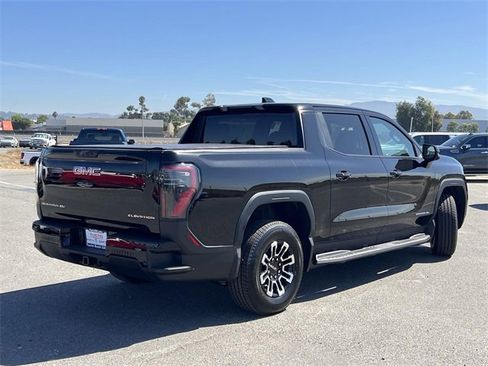 New 2026 GMC Sierra EV Elevation image 3