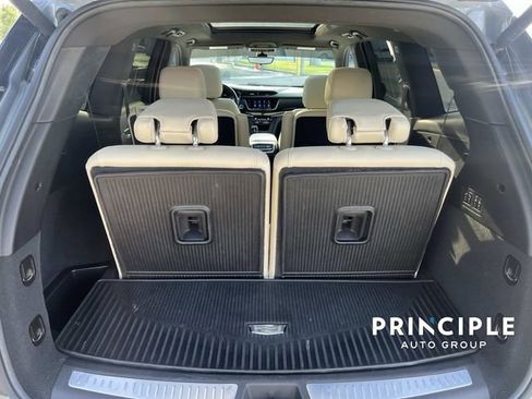 Used 2023 Cadillac XT6 Sport w/ Technology Package AWD/4WD image 36