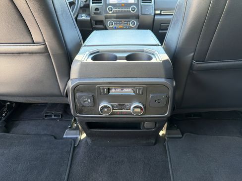 Used 2021 Ford Expedition Limited RWD image 30