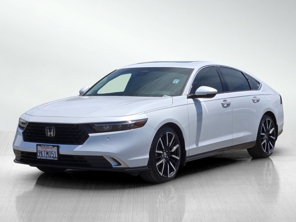 Used 2024 Honda Accord Touring image 9