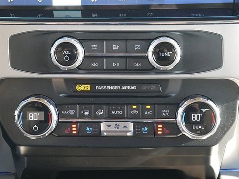 Used 2022 Ford F250 Lariat w/ Lariat Value Package image 23