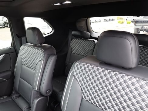 New 2026 GMC Acadia Denali AWD/4WD image 22