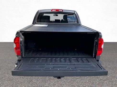 Used 2016 Toyota Tundra SR5 w/ SR5 Upgrade Package AWD/4WD image 26