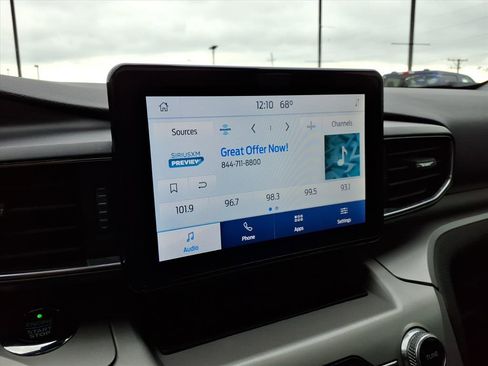 Used 2021 Ford Explorer XLT w/ Equipment Group 202A image 23